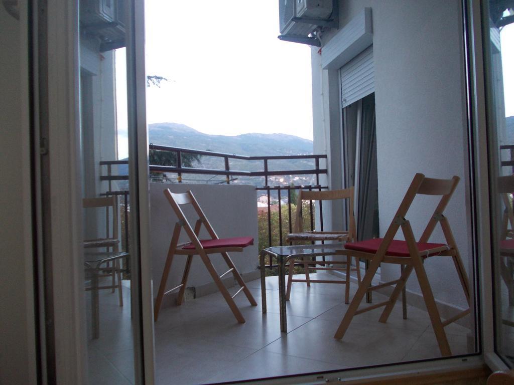 Apartment Goran And Milena Ohrid Ruang foto